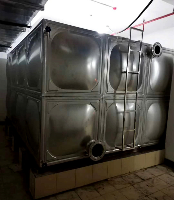 不銹鋼水箱如何與燃氣鍋爐結合使用呢？