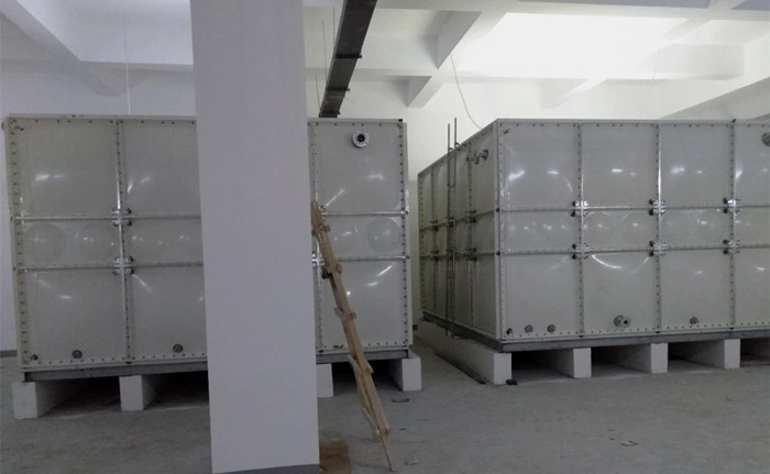 玻璃鋼水箱為什么大都采用方形的呢？