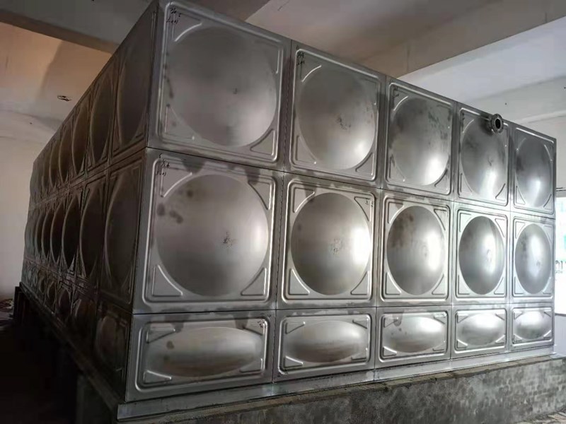 安裝了不銹鋼水箱，如何使用及保養呢？