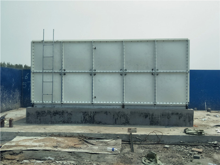 玻璃鋼水箱的安裝方法及應(yīng)用領(lǐng)域