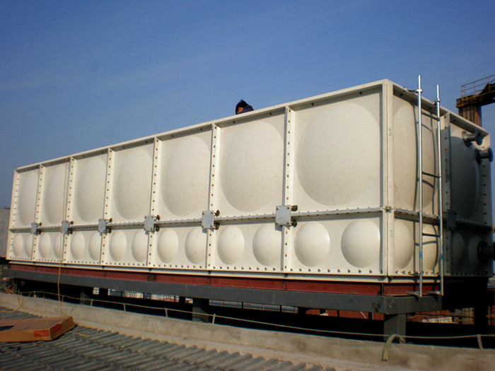 玻璃鋼水箱和其他鋼制水箱相比優點在哪里？