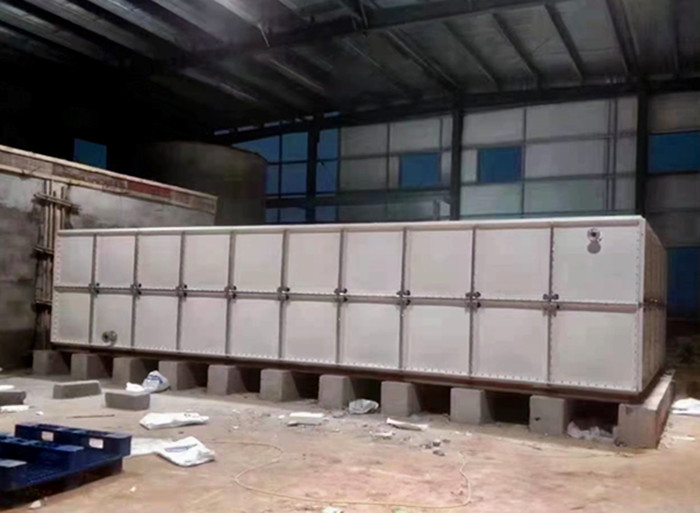 玻璃鋼水箱簡單介紹